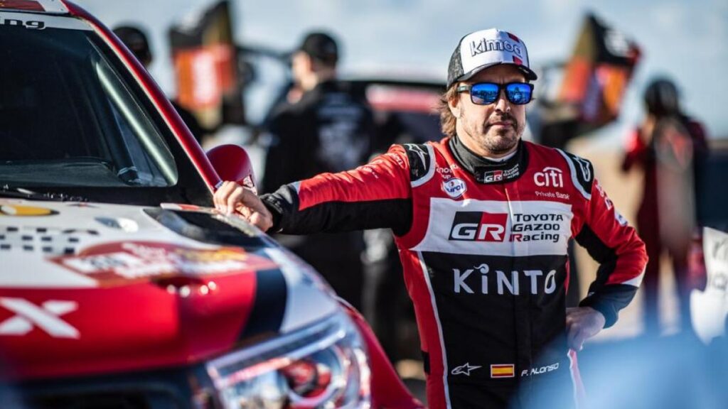 "Sigo presionando a Alonso para que vuelva al Dakar"
