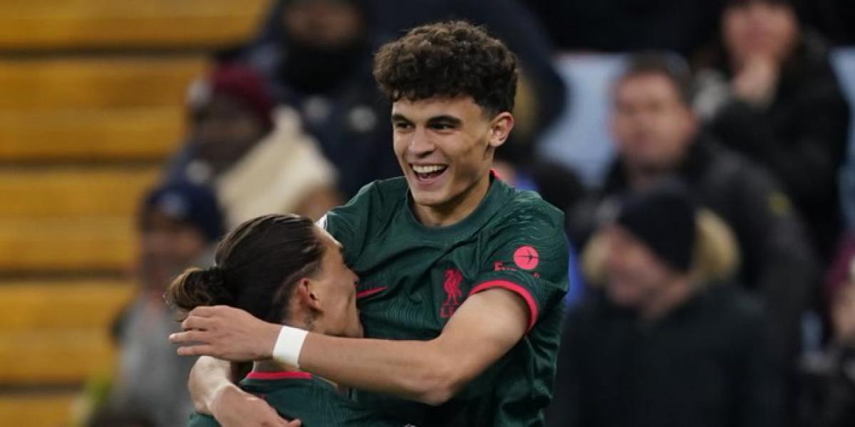 ¿De donde sale Stefan Bajcetic? Hijo de exfutbolista con pasado... ¡en un club español!