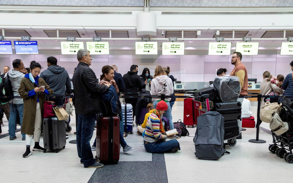 ¿Y la Navidad? Cancelan más de 4,400 vuelos en EU