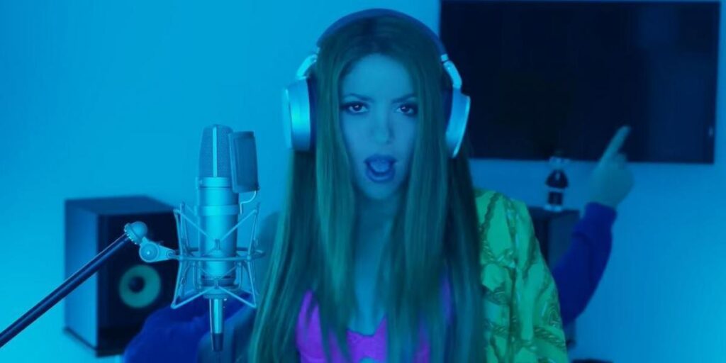 ¡Shakira lanza nueva canción y carga directamente contra Piqué y Clara Chía!