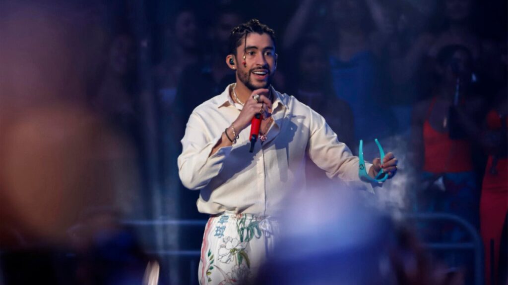 En la mira de los fanáticos: crece el descontento contra Bad Bunny