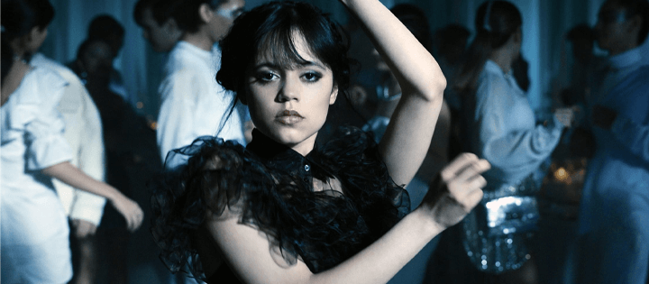 es poco probable que los originales de netflix del miércoles regresen a netflix en 2022