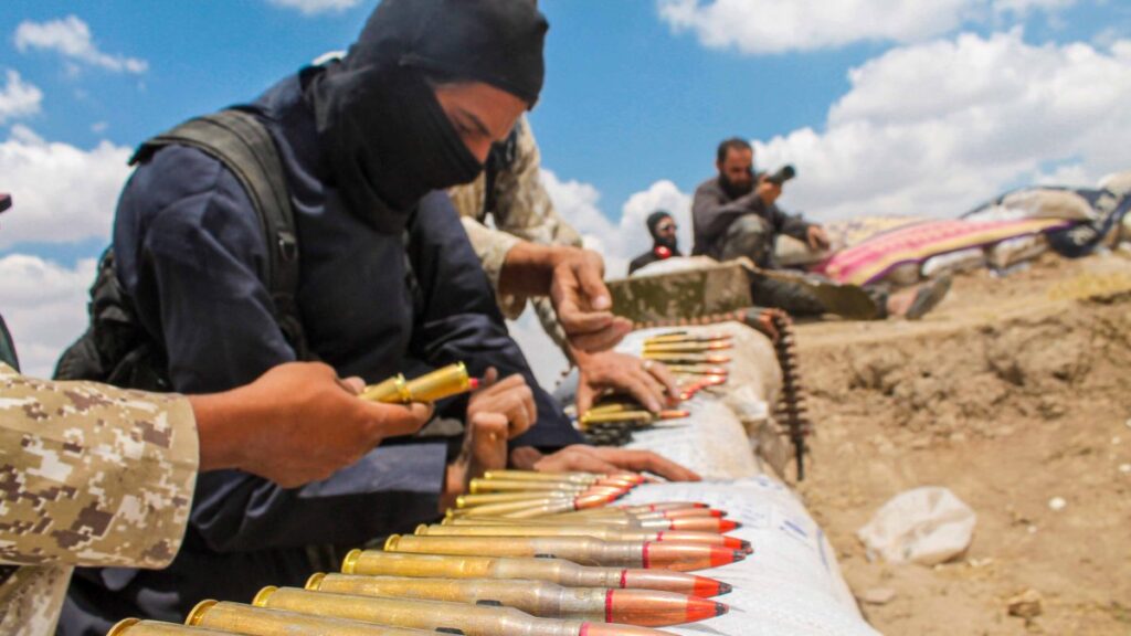 Hoda Muthana, se unió a los terroristas de ISIS y EEUU le quitó la ciudadanía, ahora se arrepiente y pide volver