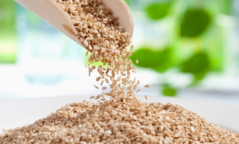 FDA añade sésamo a lista de alérgenos que se deben declarar en los alimentos
