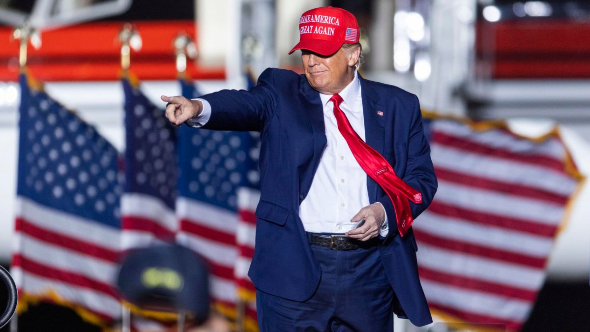 Trump pide que pongan fin a la investigación en su contra sobre el ataque al Capitolio