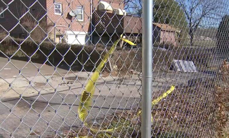 Hallan cadáver de mujer entre colchones en Upper Darby, Delaware County