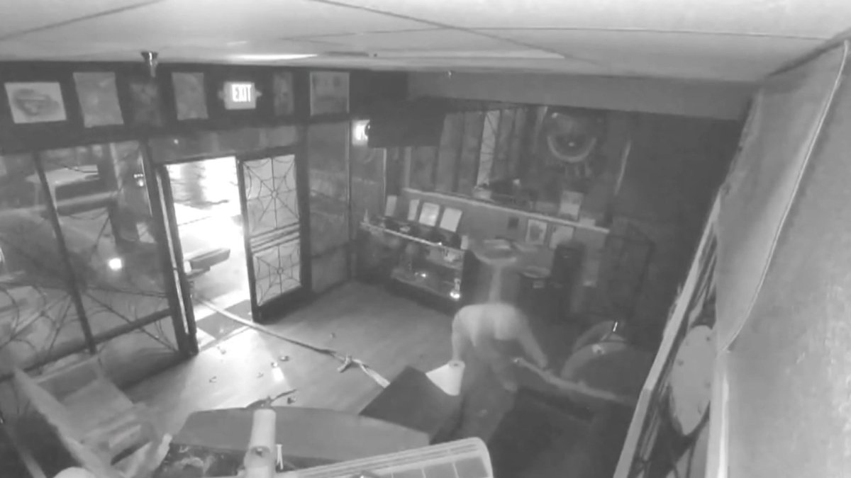 Ladrones roban cajeros automáticos en el Inland Empire