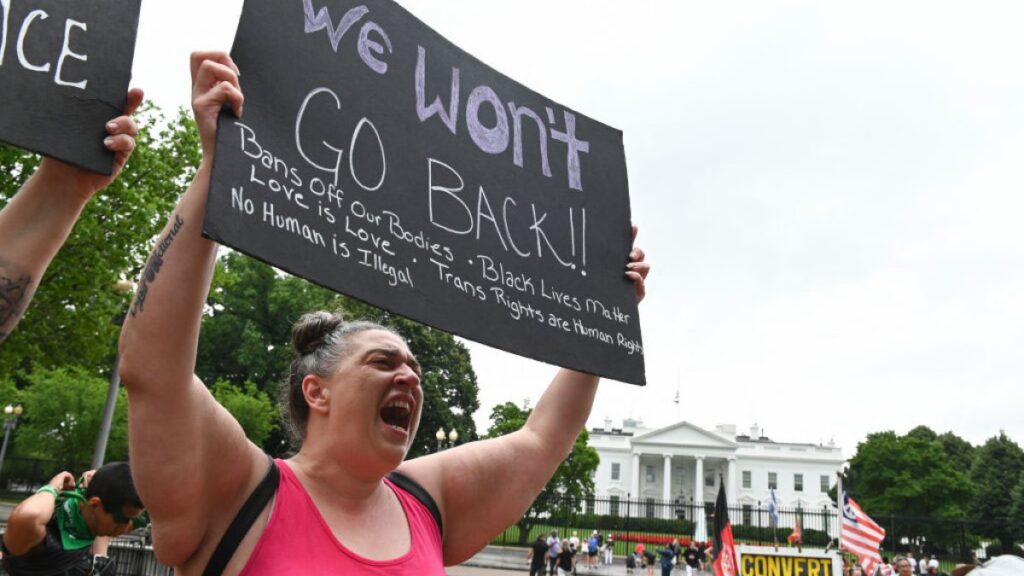 La promesa de Biden sobre el aborto en el aniversario de Roe vs Wade