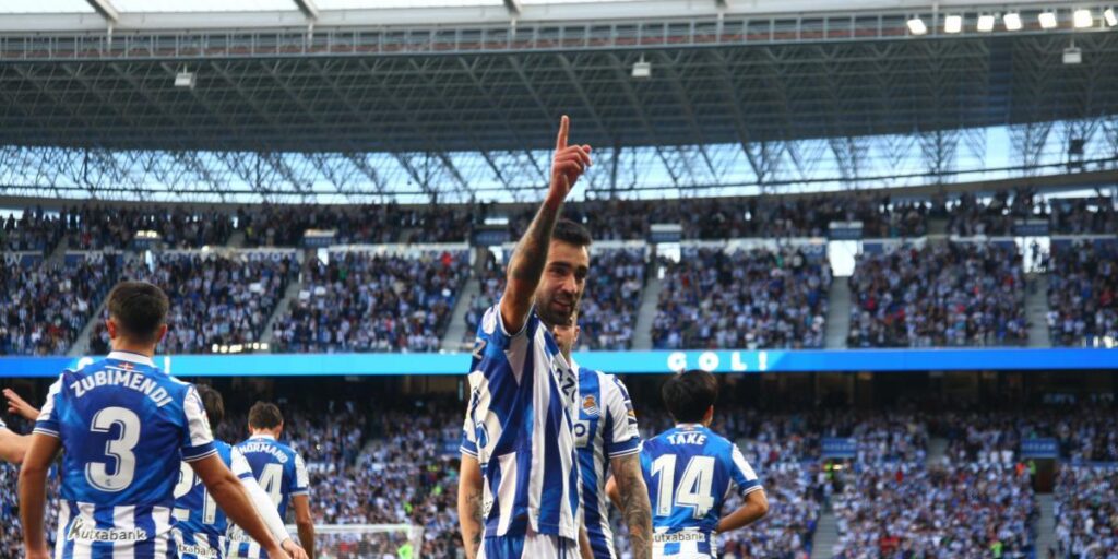 2-0: Fiesta total en Anoeta: vuelve Oyarzabal y gana la Real