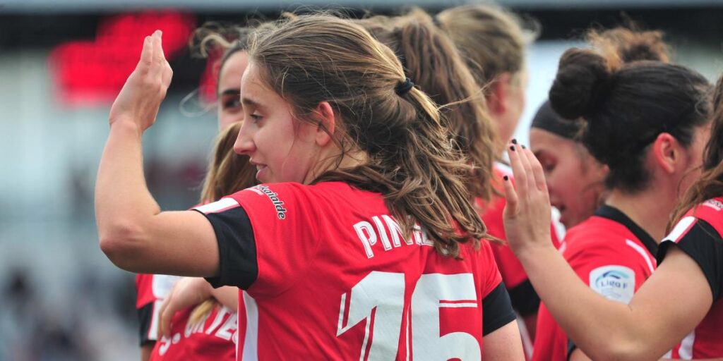 2-0. Paula Arana y Pinedo firman la segunda victoria del Athletic en casa