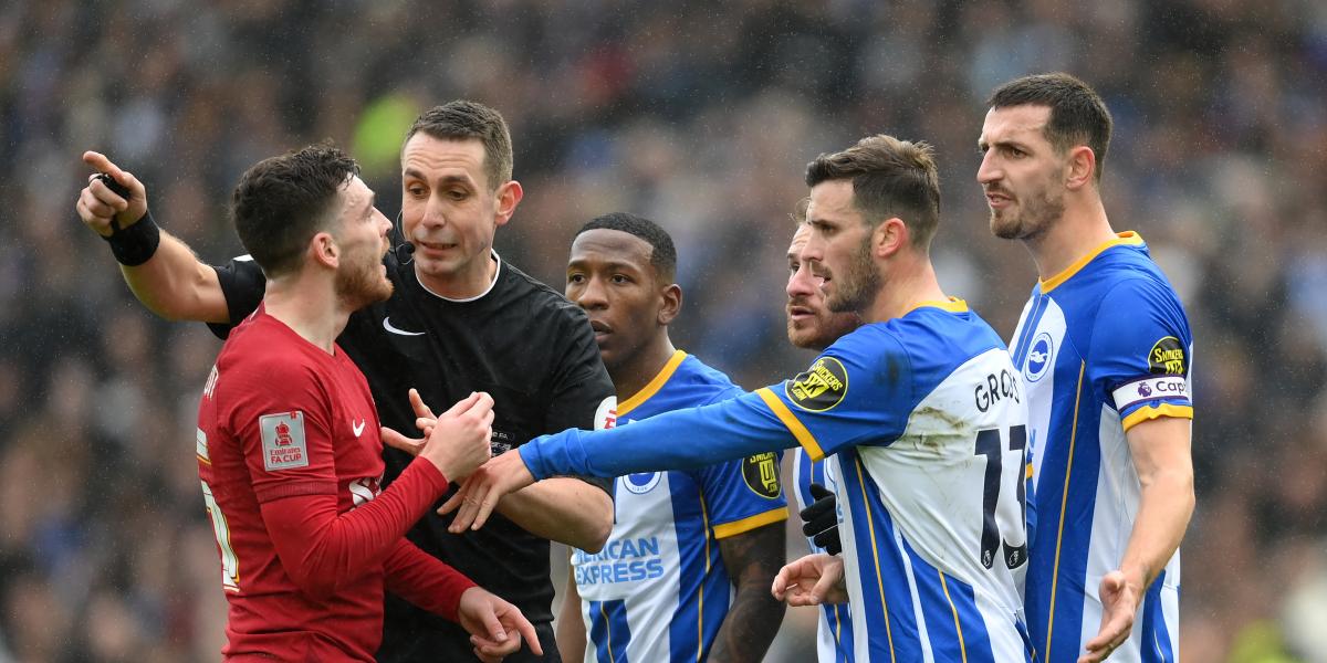 2-1: Un golazo de Mitoma elimina al Liverpool en el descuento