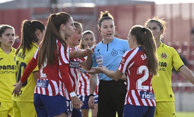 2-2: El 'doblete' de Eva Navarro no bastó para ganar al penúltimo