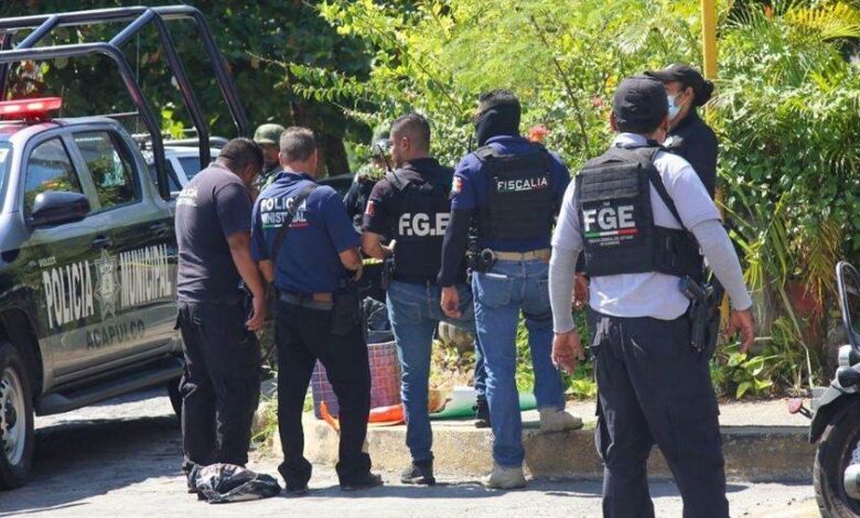 5 muertos; Enfrentamiento entre policías y civiles que se negaron a que fueran cateadas sus casas