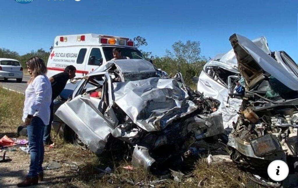 5 muertos: fatal accidente, chocan de frente dos autos, entre las víctimas una niña y una mujer