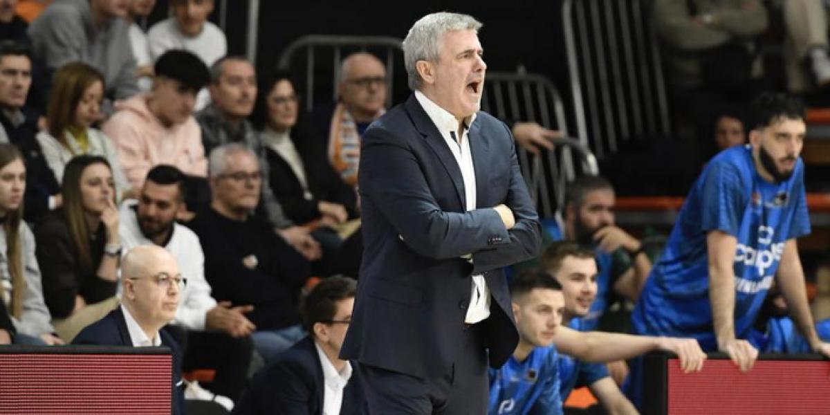 67-95: Un mal segundo cuarto amarga el estreno de Quintana en el 'Fuenla'