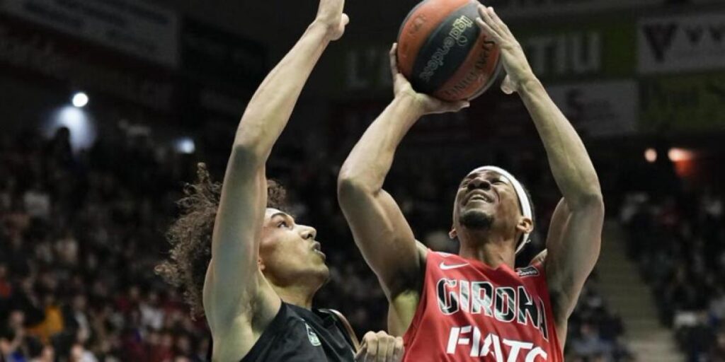 79-66: El Girona desquicia a la Penya