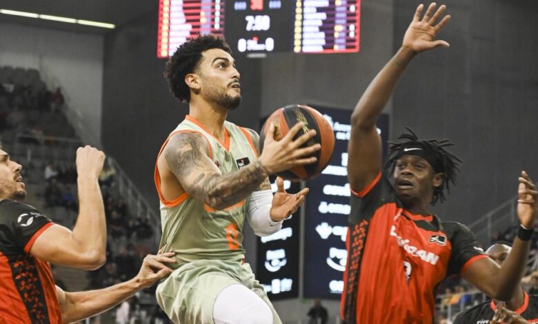 84-95: Un gran Howard lidera al Baskonia en Granada
