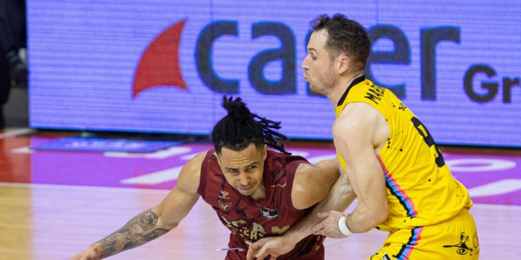85-64: El UCAM logra un gran triunfo ante un Tenerife que buscaba ser líder