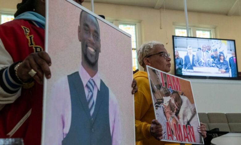 Acusan de asesinato a cinco policías en Memphis por la muerte de Tyre Nichols