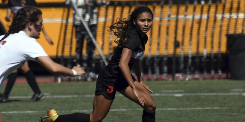 Alyssa Thompson hace historia con el Angel City