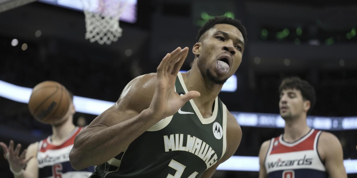 Antetokounmpo, otro que se apunta a la orgía anotadora: ¡55 puntos!