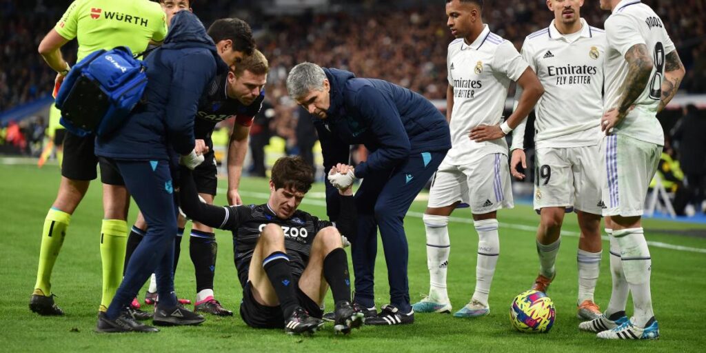 Aritz, con un esguince, la décima baja realista