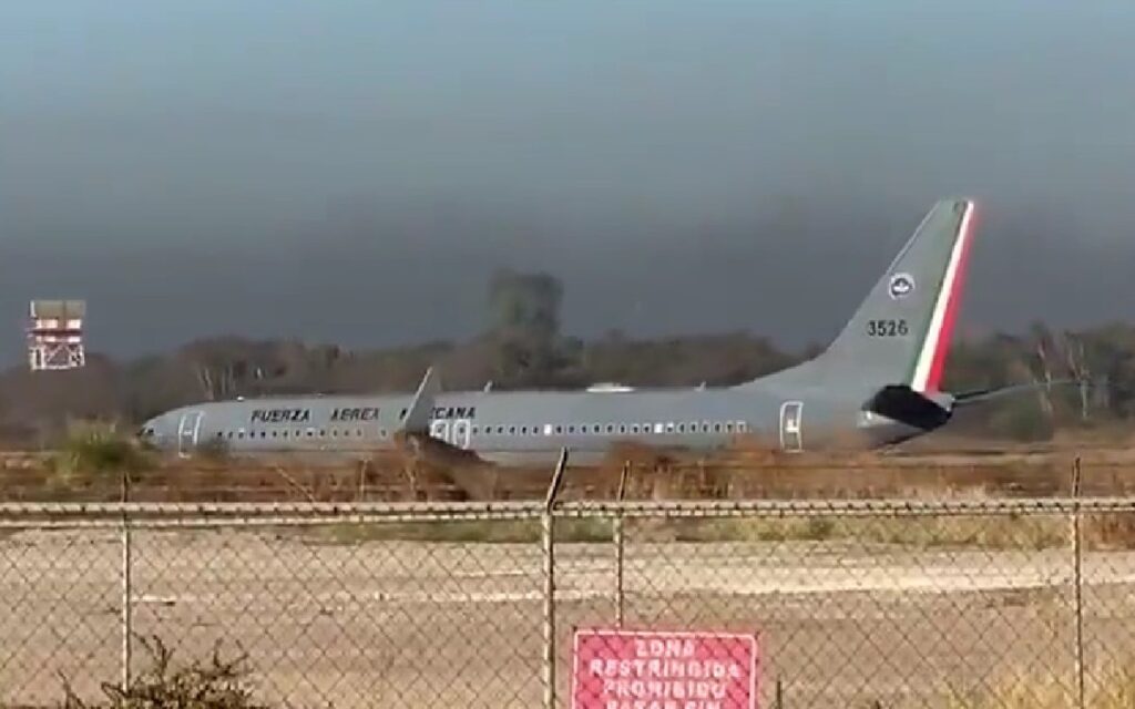 Autoridades federales toman control de aeropuertos de Sinaloa | Videos