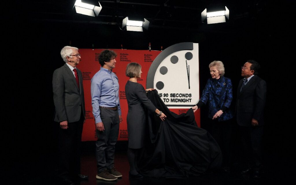 Avanza el 'reloj del Juicio Final' ante amenaza nuclear