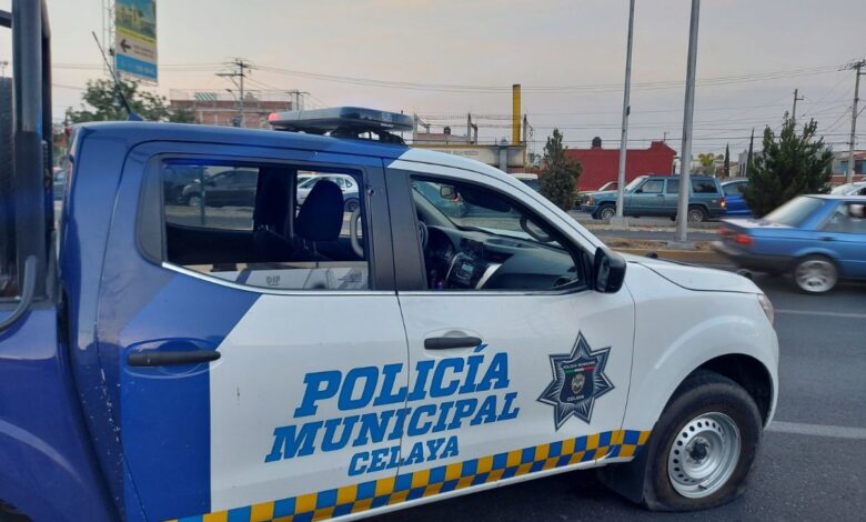 Balean a Policía Municipal de Celaya en su día de descanso