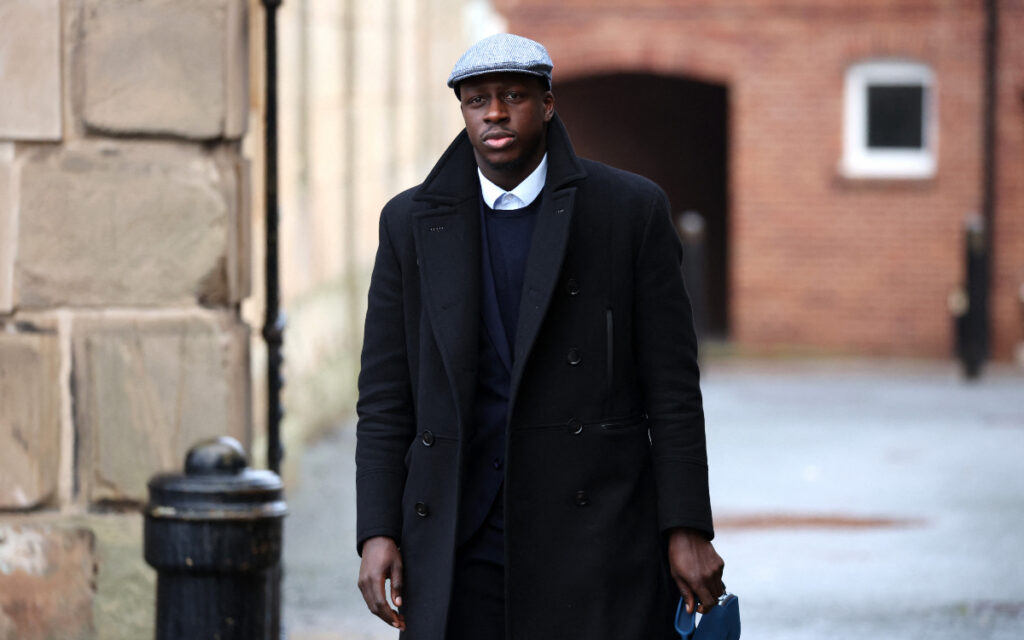 Benjamin Mendy es absuelto de seis cargos de violación y uno de agresión sexual
