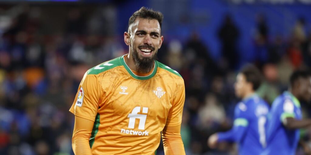 Borja Iglesias: "Teníamos ganas de ganar fuera de casa"