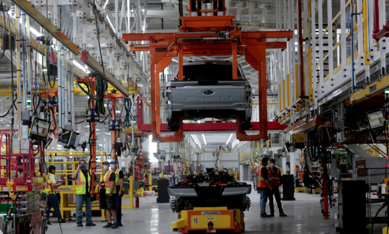 Canadá y México vencen a Estados Unidos en disputa comercial sobre sector automotriz