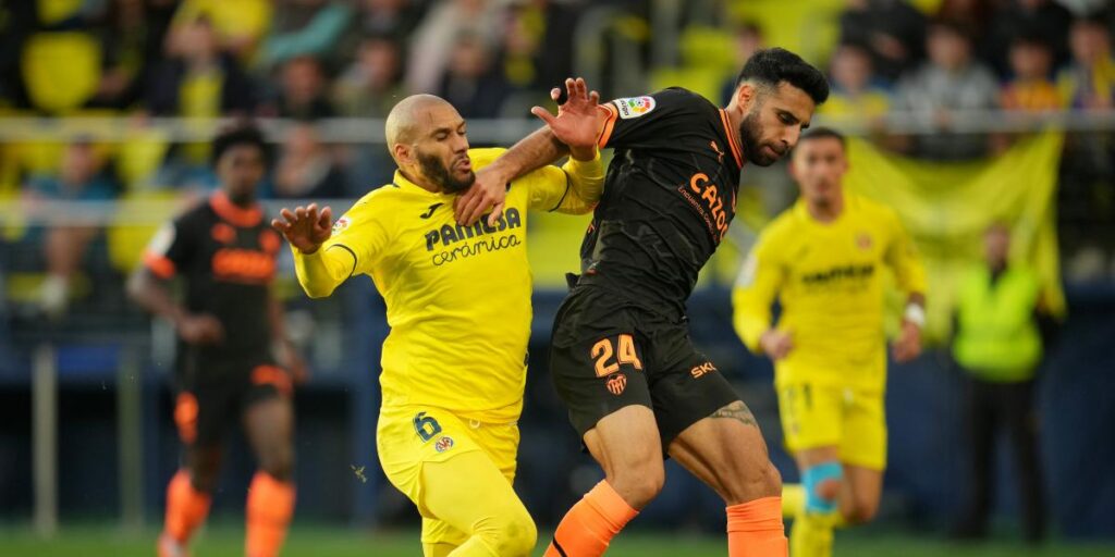 Capoue y Jackson siguen fuera del trabajo de grupo