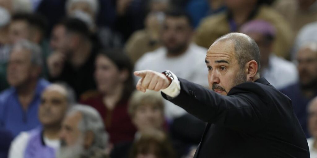 Chus Mateo: "Nos han ganado la batalla por el rebote"