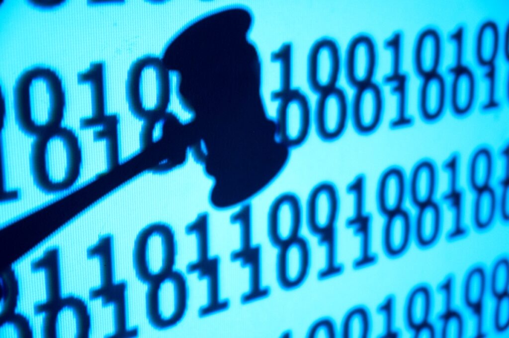 Cofundador de Delphia puesto en licencia después de acusaciones de agresión sexual de un ex empleado