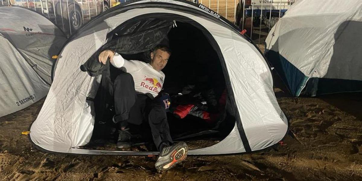 Dakar 2023: El lío viral de Loeb con su tienda de campaña