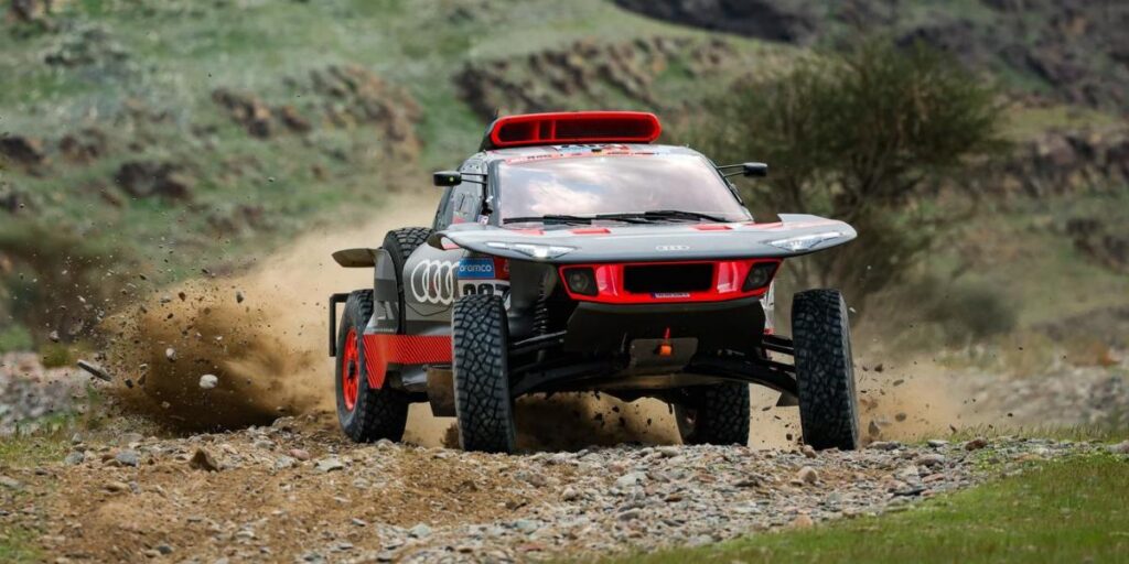 Dakar 2023, etapa 2: Sainz, duro como una piedra y desastre para Loeb