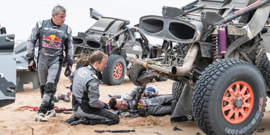 Dakar 2023, etapa 7: Sainz tira su etapa por ayudar a su compañero Ekström