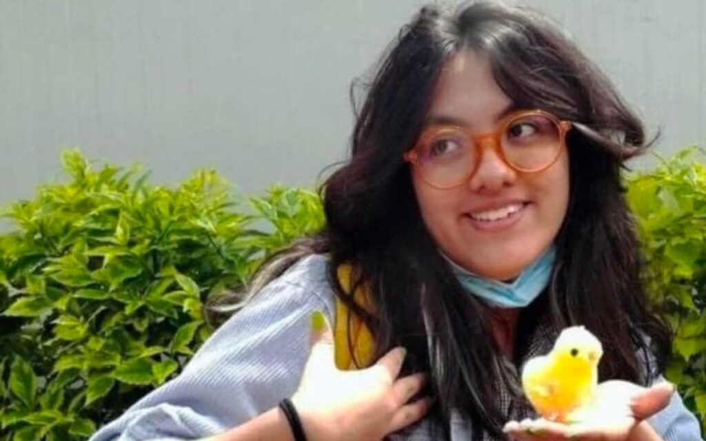 Dan el último adiós a Yaretzi, estudiante fallecida en accidente de L3 del Metro