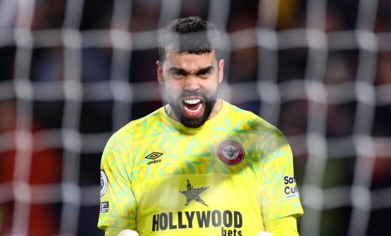 David Raya salva al Brentford ante el Leeds