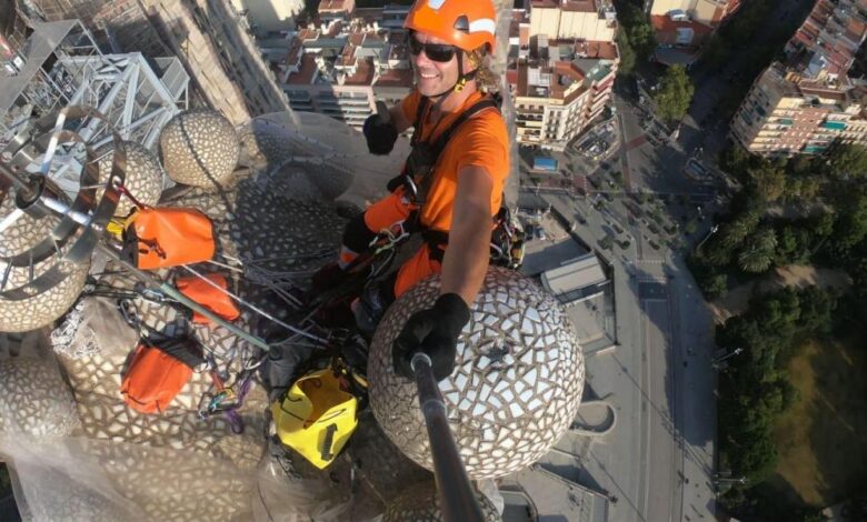 De lo alto de la Sagrada Família, al Dakar
