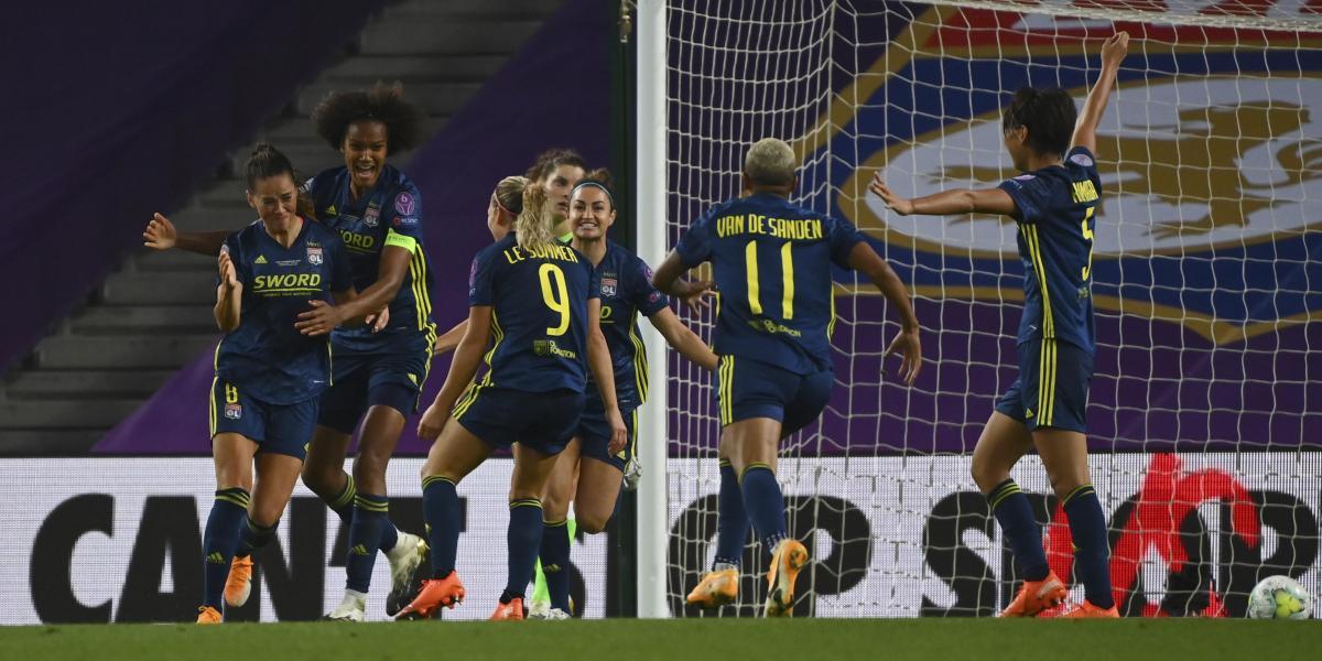 Denuncia el comportamiento del Lyon durante su embarazo