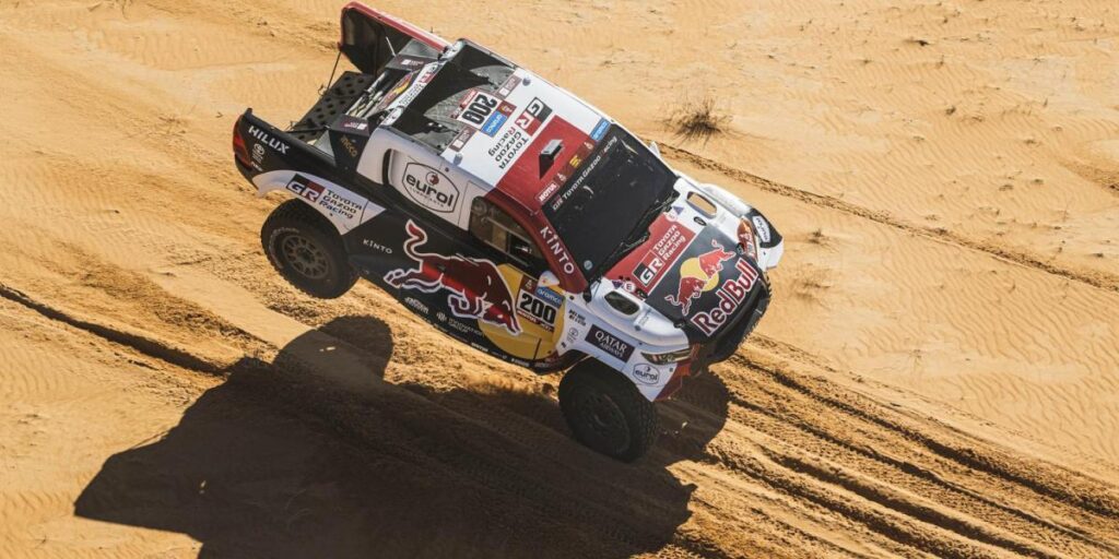Desastre para Sainz y Peterhansel: Al-Attiyah se queda solo