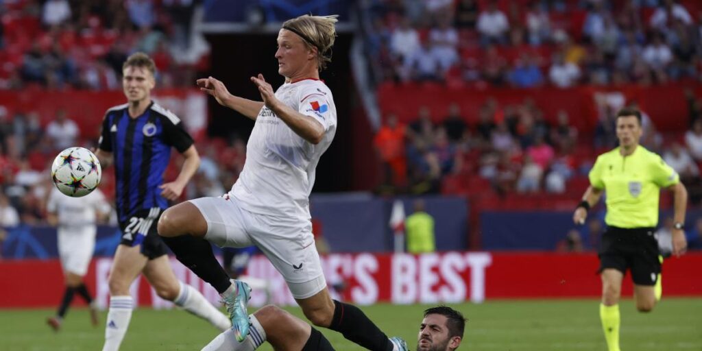 Dolberg se va cedido al Hoffenheim y libera una ficha