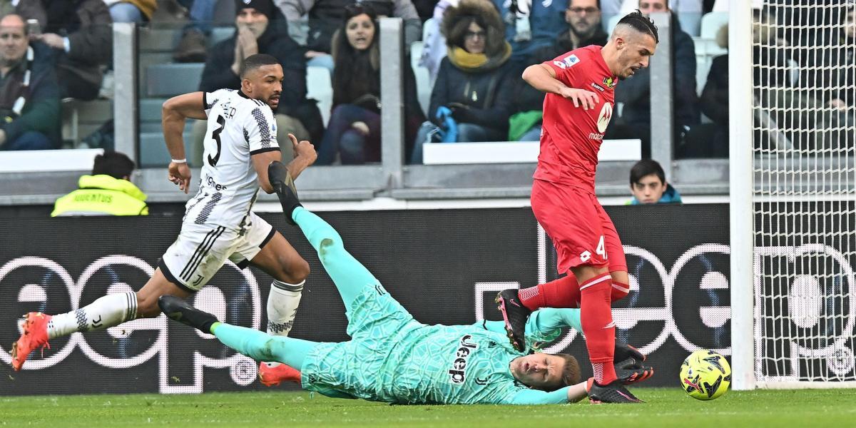 Doloroso batacazo de la Juventus ante el Monza