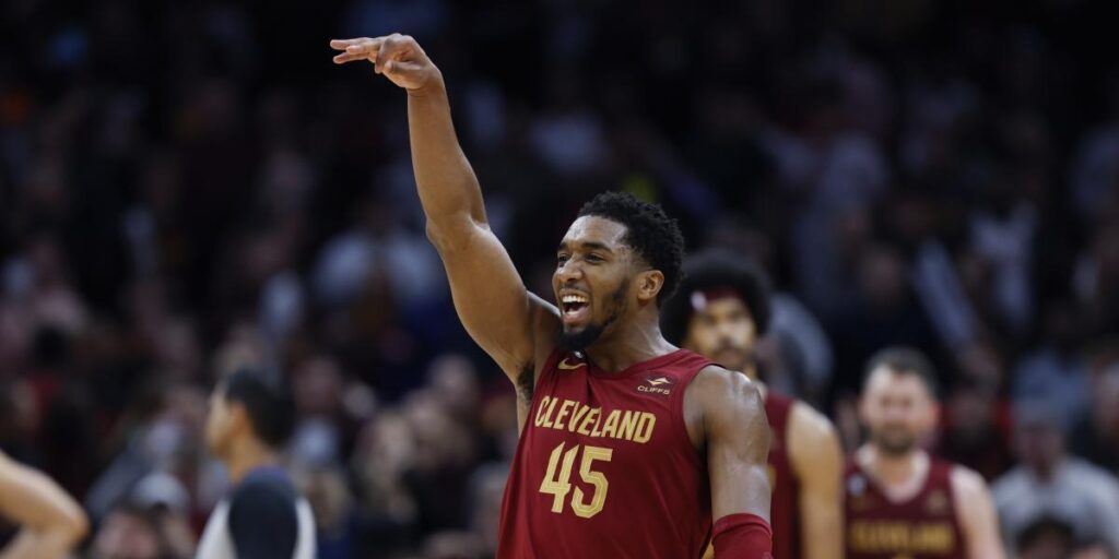 Donovan Mitchell, el discípulo de Ricky, sacude el mundo: ¡71 puntos!