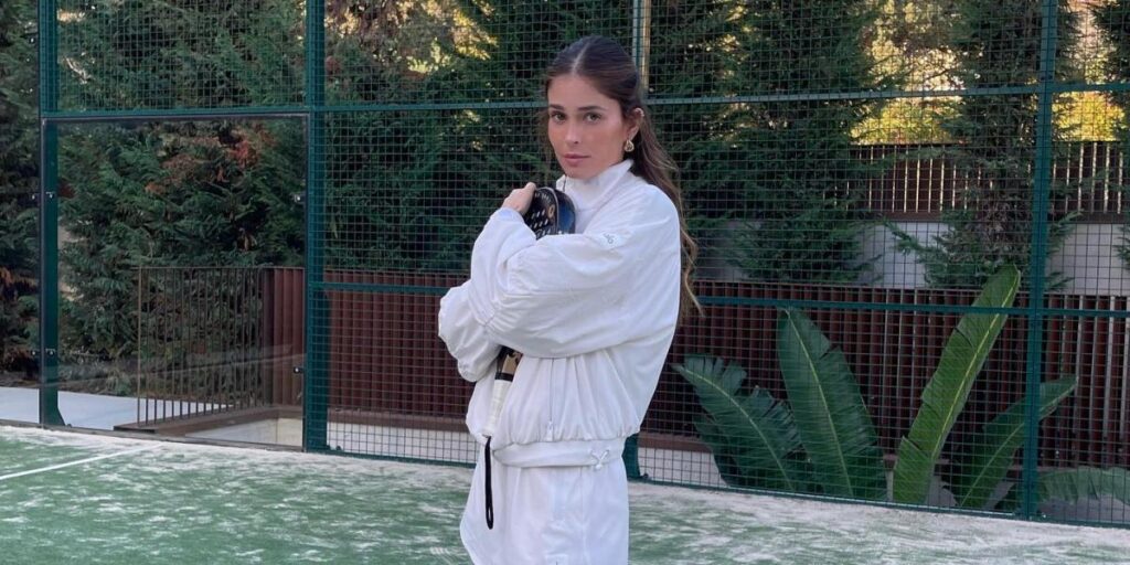 El 'outfit' de Coral Simanovich para jugar a pádel que arrasa en las redes