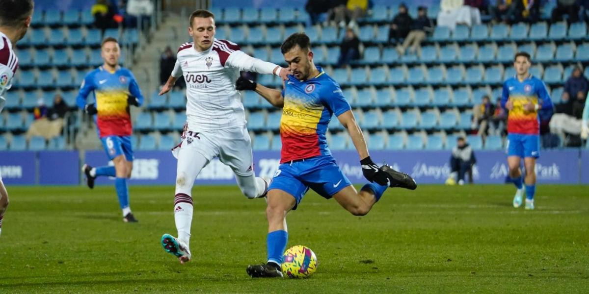 El Albacete saca petróleo de la inferioridad numérica del Andorra