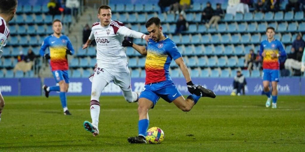 El Andorra visita el fortín del Granada, invicto en casa