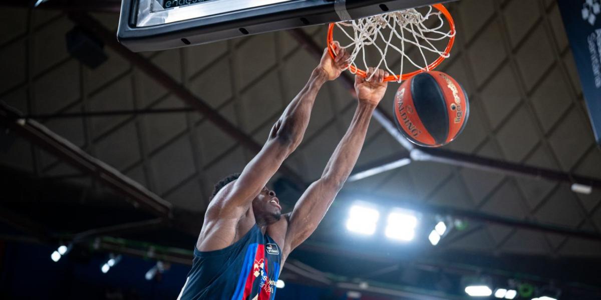 El Barça viaja sobre aviso a Francia con la misión de seguir en cabeza